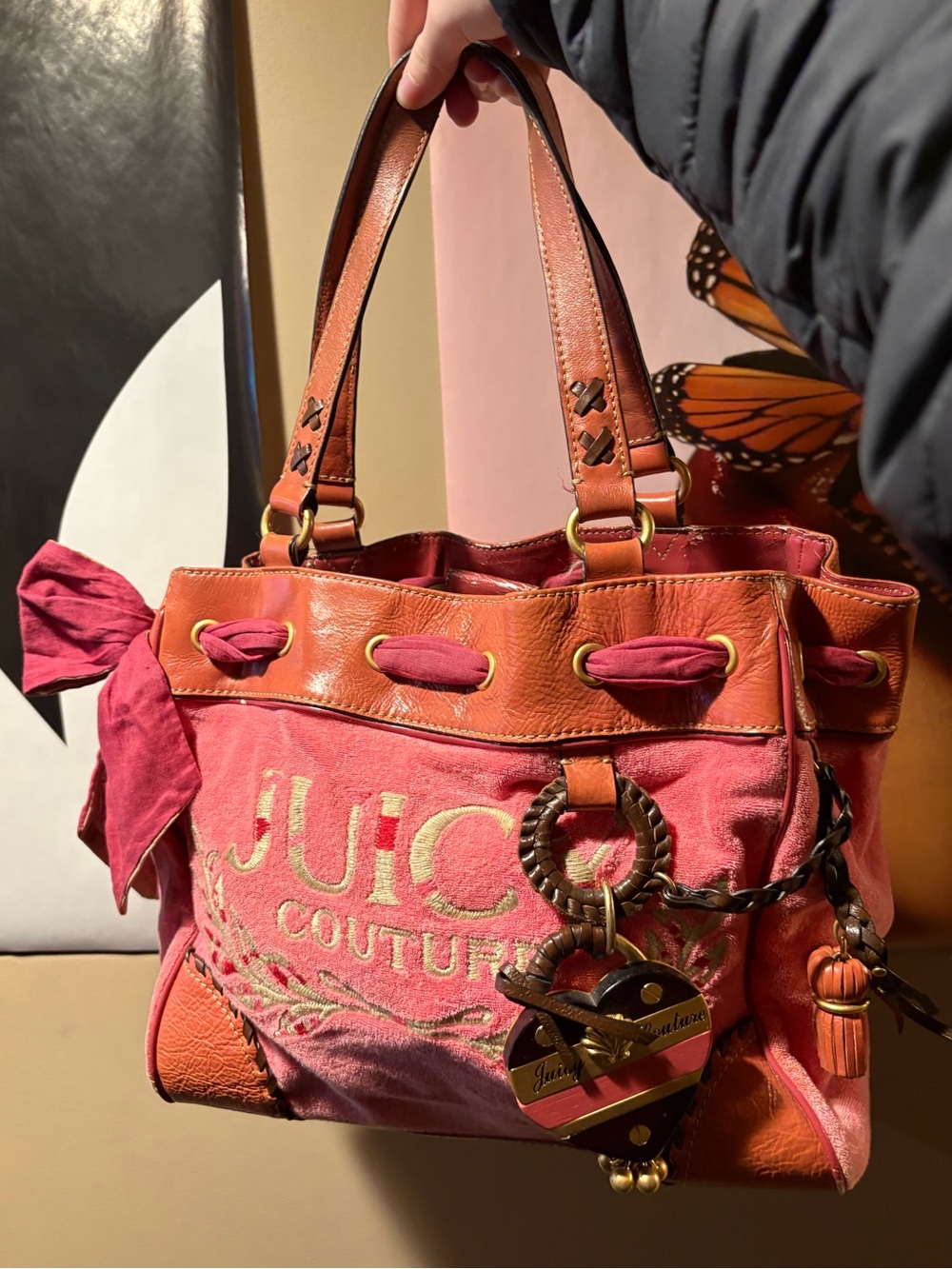 Rare Y2K Juicy Couture Pink Velour Leather Heart Charm daydreamer bag